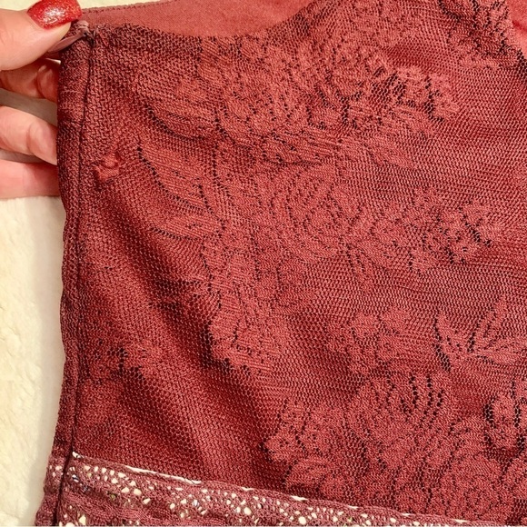 Doe & Rae Mini Dress Large Burgundy Floral Lace Patchwork Skirt Ivory Boho Flowy - Picture 14 of 16
